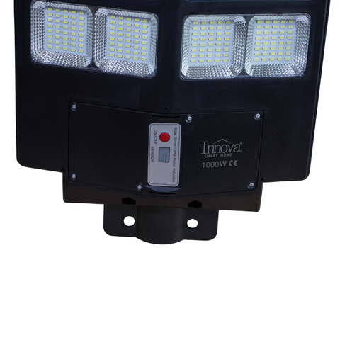 Lampa Solara Stradala Helio PRO Innova 1000W – LED 80 000 lm, Senzor Miscare, Senzor Lumina IP66, Telecomanda & Suport Prindere + Cadou Surpriza