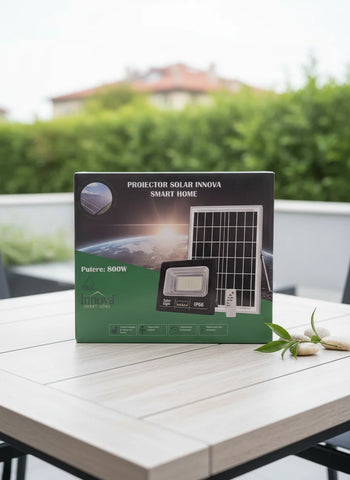 Proiector LED INNOVA 800 W Cu Panou Solar si telecomanda, IP66 + Cadou Surpriza