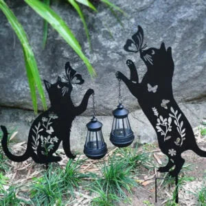 Set 2 Decoratiuni Solare de Gradina, Model Pisica Neagra cu Felinar LED si Fluture, din Metal