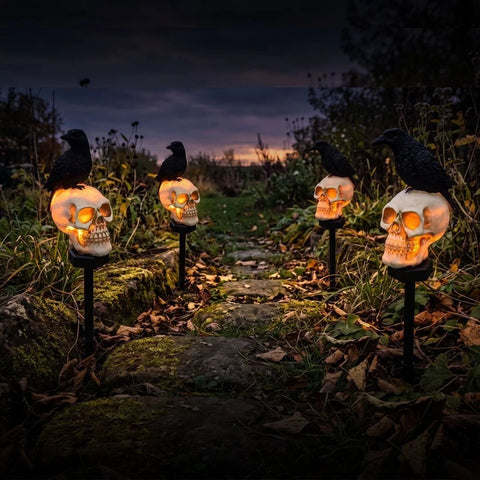 Set 2 sau 4 Lămpi Solare Halloween cu Craniu și Cioară, Decorațiuni pentru Grădină și Curte